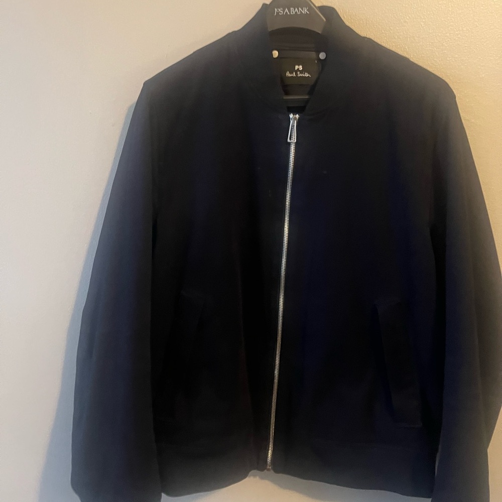Paul Smith Blue Varsity Jacket with Sleek Zip-Up Front
Great condition